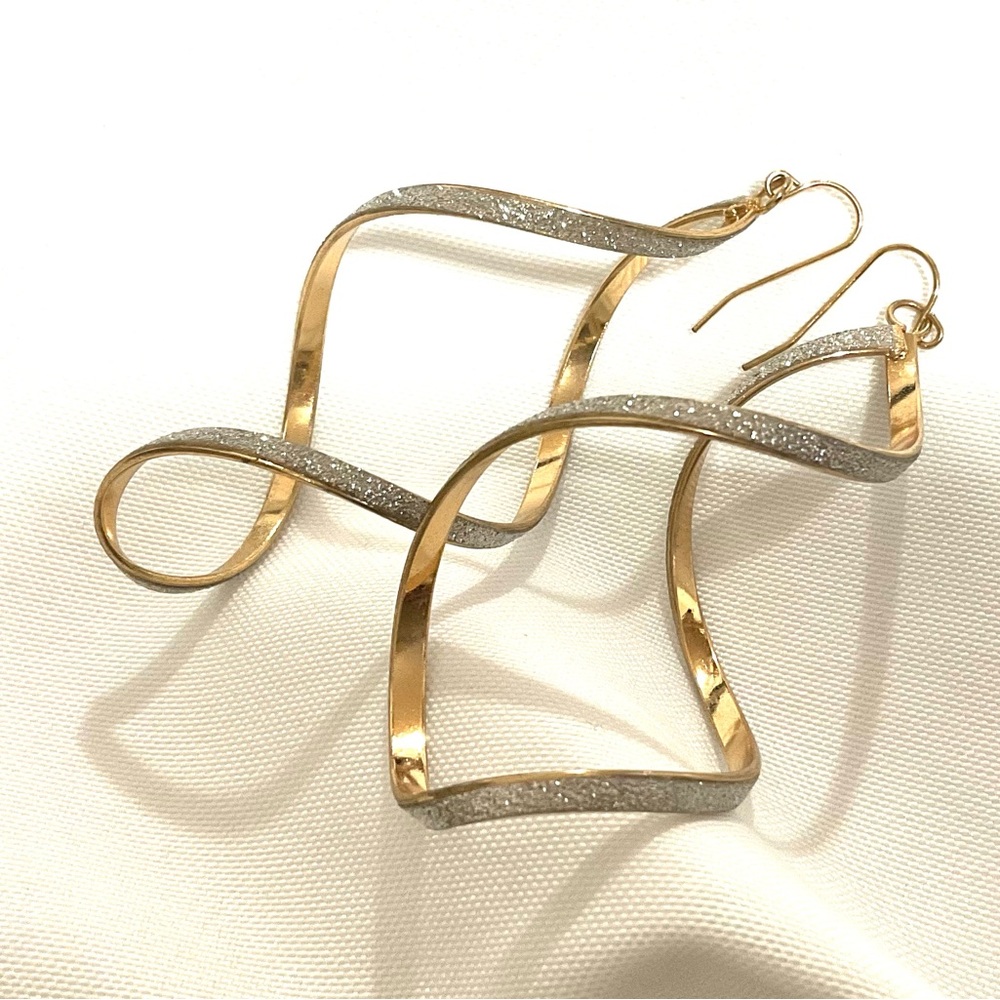 Goldtone Lightweight Spiral Earrings - Picture 5 of 5